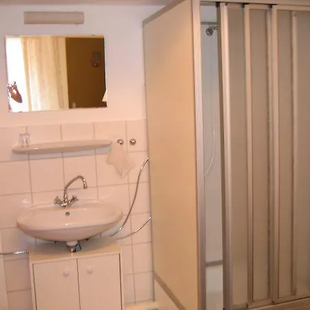 Eintracht Hotel 2*