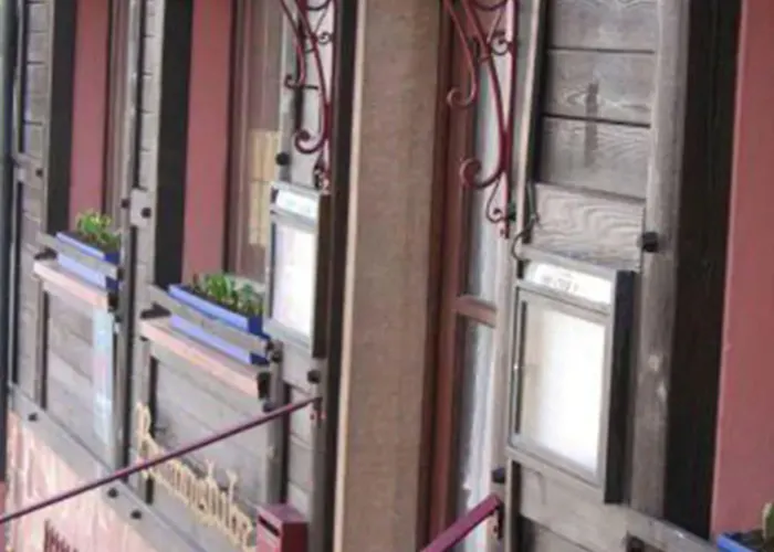 酒店 恩特拉奇特酒店 2*